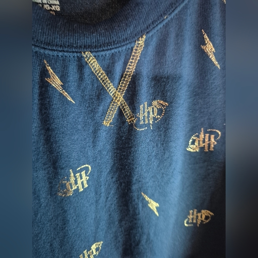 Warner Bros. Harry Potter Navy Apparel - Picture 3 of 4